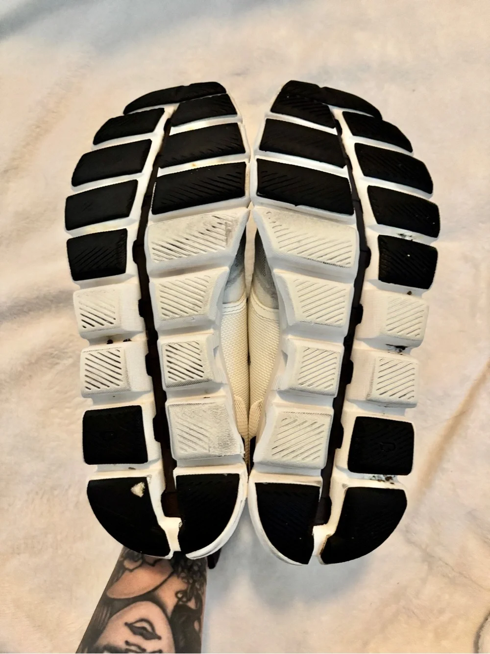 On Cloud X 3 Training Running Shoes - White/Black Women's 9
